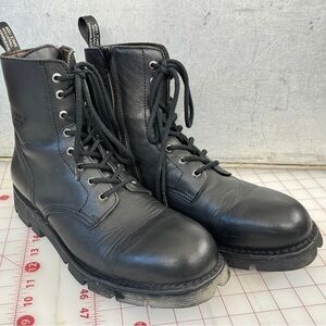 New Rock Boots 45 / 11 mens - similar to Dr Martens
